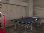 情侣在乒乓球室偷情还好没人