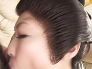 禽兽丈夫让我给他口交之后叫来了三个男同事一起上我