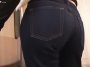 用我的大屌塞满嫂子她的樱桃小嘴