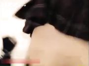 初次约会大学女校花 做愛時讓朋友拍攝 拍著拍著朋友也干起來了妹子有點不好意思