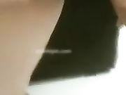 乖女儿吃冰棒要和爸爸玩冰火结果草完被爸爸用大黄瓜爆插