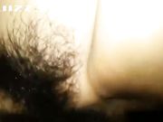 性感漂亮的秘书进来送文件时趁机勾引她