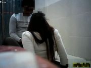 办公室玩弄可爱秘书黑丝站式后入极品翘臀