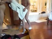 无套3P之总统套房內射白虎姐姐