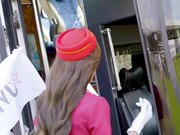 最新JVID顶级爆乳女神娃娃《雨橙》欲望观光巴士款待单身21年处男坚硬肉棒