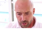 放荡的性感女友在来见父母时被我爸爸给操了