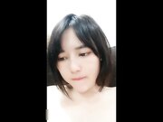 卡哇伊白皙微毛嫩妹自慰扣逼喷尿诱惑