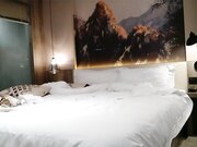 肤白貌美嫩模兼职援交被扒光衣服抠逼啪啪