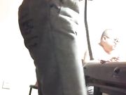 周末家中和大奶骚女打牌 输了脱衣服