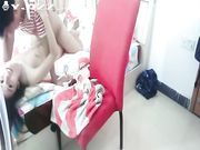 身材不错的性感网袜美女主播和高大尚小鲜肉直播啪啪呻吟销魂