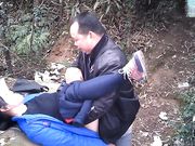 胖哥和野鸡在公园小山上苟合