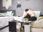 00后小哥约炮淫荡丰满人妻