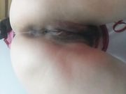 看这个风骚熟女的大屁股貌似屁眼也被开发过