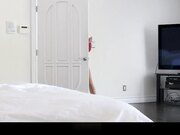 切丽·德维尔被她丈夫的弟弟搞得屁滚尿流