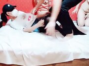 这个玩的有点狠 两个大哥SM三个骚逼01