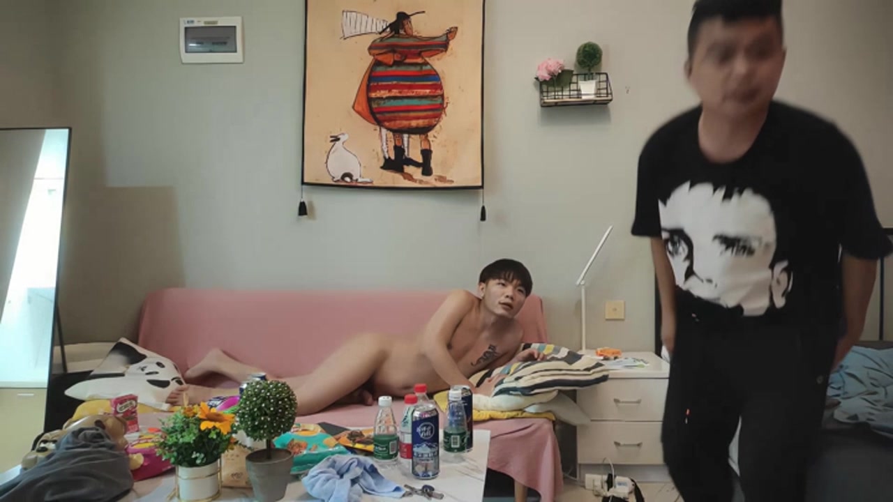 约高颜值嫩妹蜂腰翘臀玲珑有致女神干起太爽