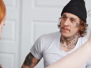 丰满美妖用手机自拍自己淫荡被偷窥插进嘴里口爆