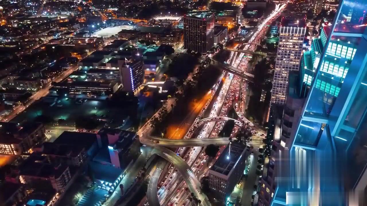 小美女嘴塞满肉棒手指扣菊粗大鸡巴插骚穴