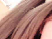 20岁美少女学生制服掏出粉嫩大奶子揉捏