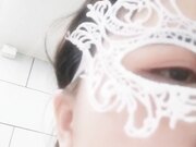 奶茶妹子和炮友舔奶头椅子上骑坐后入抽插