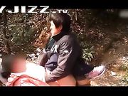 大屌农民工和卖淫女在山上野战 小姐发现有老头在偷窥破口大骂