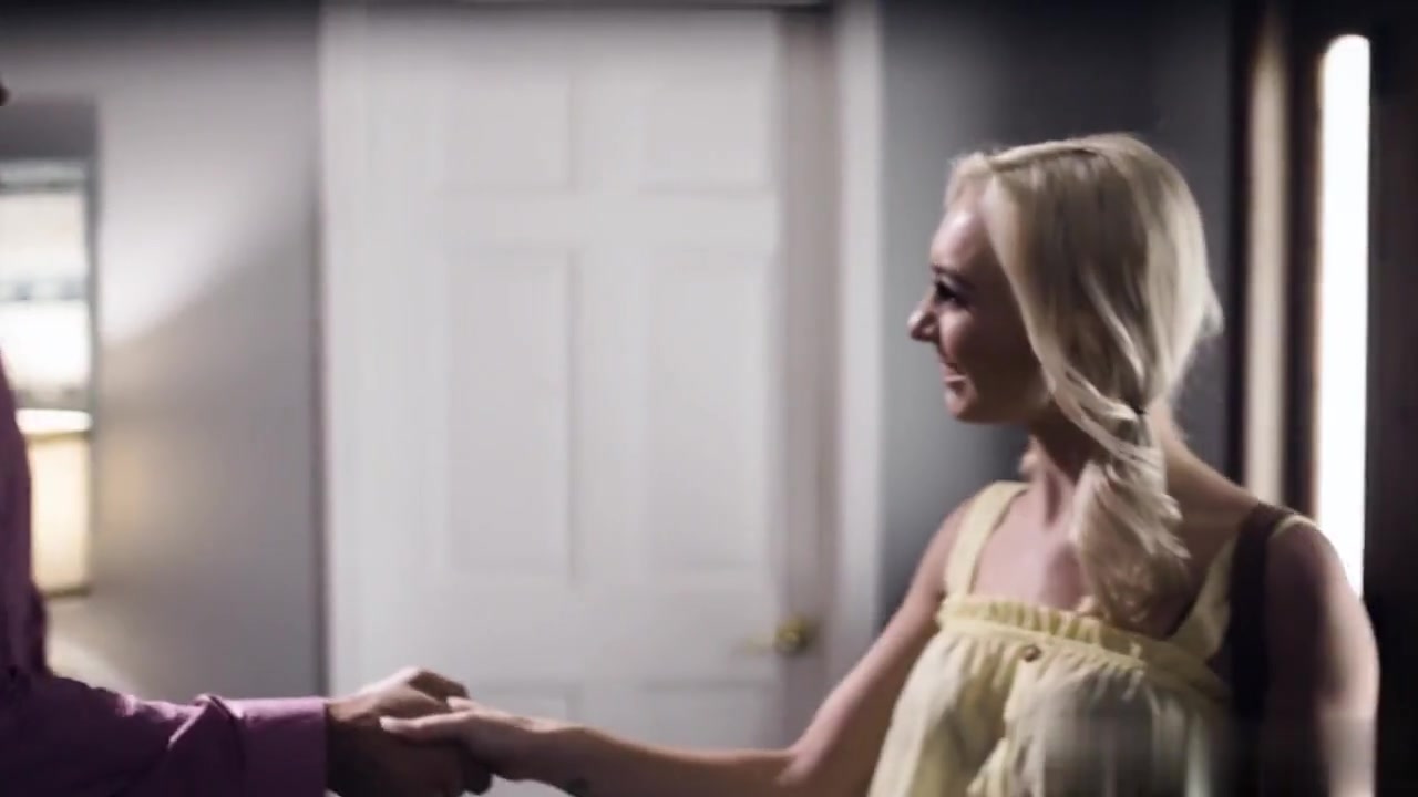 纯粹的禁忌克里斯蒂·林恩发现出轨的丈夫在和保姆做爱