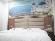 外围女神甜美小姐姐初下水抠粉穴就差点儿高潮