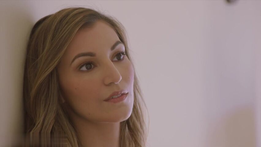 黑色莫卡莫拉与曼廷戈会面