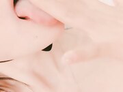 萝莉女神手指抓奶玩弄淫穴高潮不断