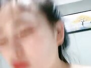 小少妇让小哥抱着揉奶玩逼舔鸡巴舔菊花