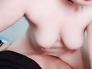 做你的婊子 骚妈乱伦小鲜肉儿子激情啪啪 淫声荡语撩骚网友 深喉口交大鸡巴玩弄