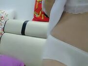 奶水很足的哺乳期少妇实在憋不住了跟小哥激情啪啪