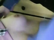 极品户外一姐 戴着跳蛋逛街 大街上路边摊情侣身后潮吹喷水 勾引两小伙公厕双飞