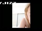 颜值不错的舞蹈系萌妹子主播年龄不大站立一字马扣逼秀床上劈腿诱惑