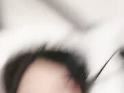 大奶网红小骚货 撩起衣服白嫩奶子 炮友激情操逼 抓起屌猛吸 操的奶子直晃动