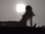 女大学生被男友隔着布看到 却被大鸡巴射中了 1