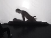 女大学生被男友隔着布看到 却被大鸡巴射中了 3