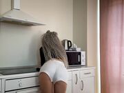 闭嘴 你这么吵 他都射不出来了