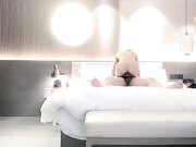 白色长裙漂亮妹子啪啪 舌吻调情情趣透视装上位骑坐大力猛操