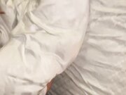 《台湾情侣泄密》漂亮的保险推销员半哄半骗被我灌醉了到旅馆过了一夜干了无数次