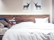 好久没播颜值模特 回归激情操逼 镜头前舔屌插嘴2