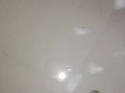 隔壁的极品少妇深夜让大哥啪啪 衣服都没脱玩就干上了2