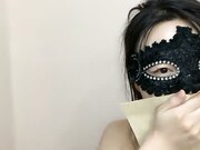 尤物模特小骚货 气质甜美又很骚 被炮友尽情玩穴 扒开丁字裤摸骚逼 骑脸大屌插嘴