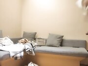 大哥舔着小脚抠弄骚穴 菊花都用道具抽插