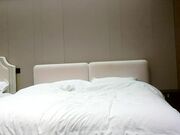 极品尤物外围美女 笑起来甜美 坚挺奶子 扒下内舔骚逼 骑乘位猛插穴