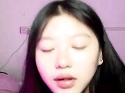 騎乘位爆操緊致騷穴，抱著大屁股深插，肉感身材非常耐操