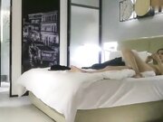 再约上次颜值不错长腿妹子 沙发骑乘镜头前后入猛操高潮