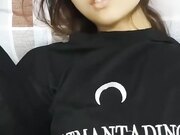 01萌妹妹长相清纯萌妹子在睡觉被炮友啪啪 掰穴特写抽插后人猛操毛毛浓密