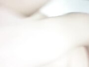 酒店里面丰满大奶美少妇 颜值不高 直播超级卖力自己狠狠玩穴 享受高潮