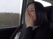 抛弃家人与男人私奔的母亲回来了 一个感到愤怒和黑暗欲望的儿子